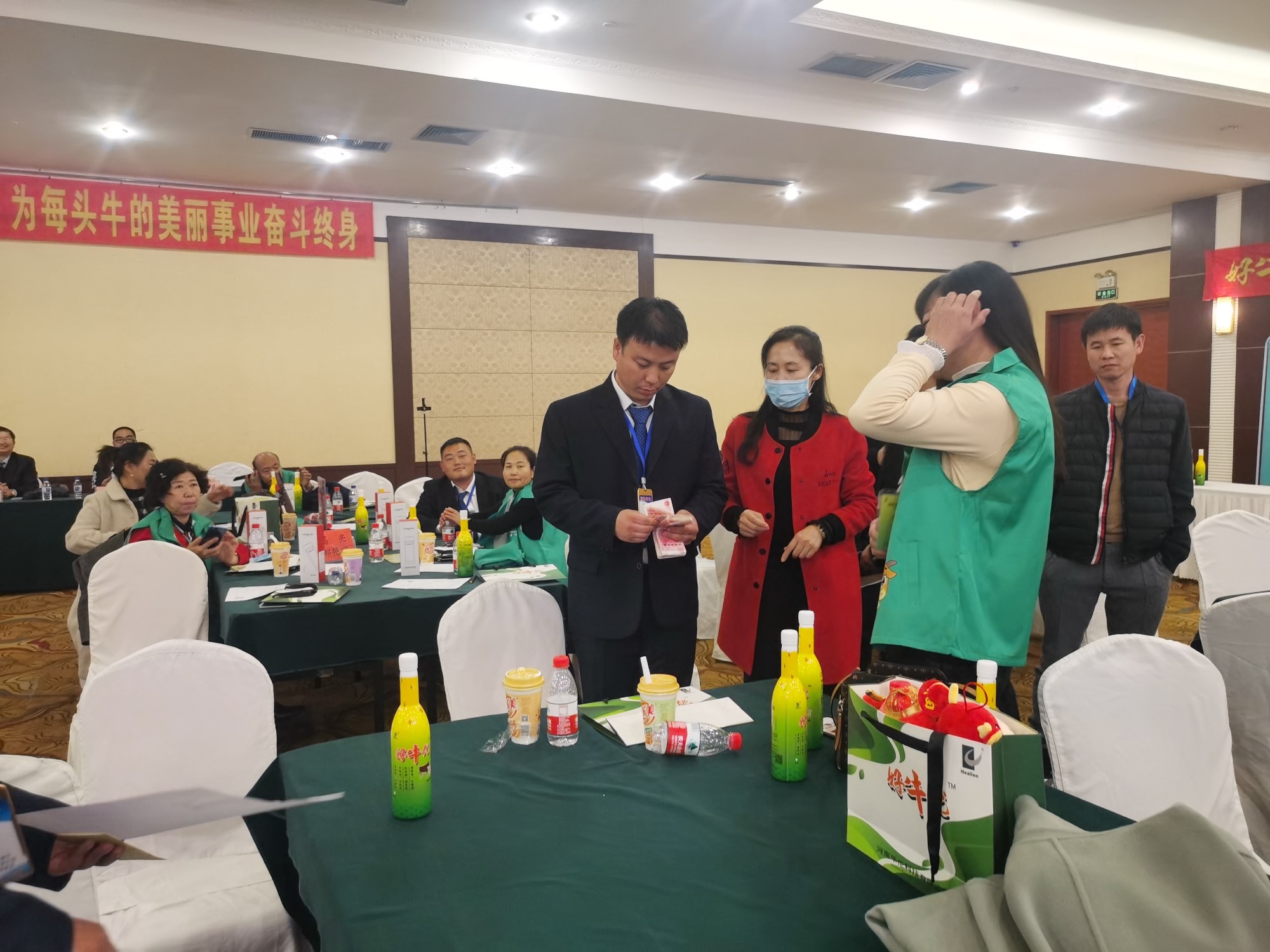 《燃爆流量 做區(qū)域“?！鄙獭返拈L(zhǎng)春站
